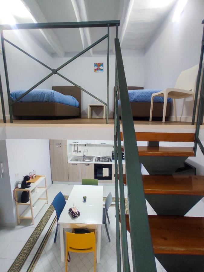 Liz House Toledo Apartment เนเปิลส์ ภายนอก รูปภาพ