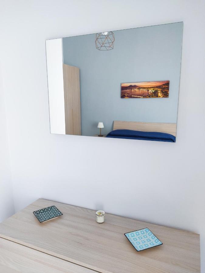 Liz House Toledo Apartment เนเปิลส์ ภายนอก รูปภาพ